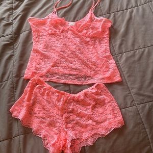 2 piece lace sleepwear brand new never worn no tags